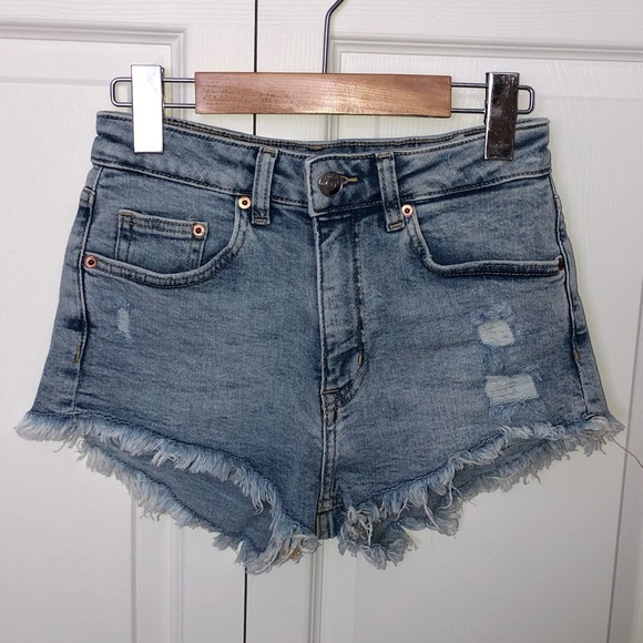 H&M jean shorts - Picture 1 of 2